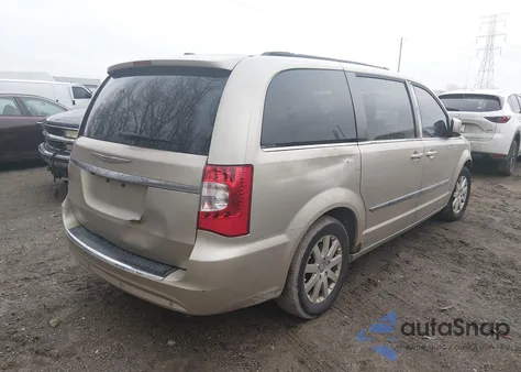 2013 Chrysler Town & Country Touring z USA, uszkodzony, nr VIN 2C4RC1BG9DR648995